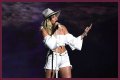 Miley Cyrus Cries While Singing ‘Malibu’ at Billboard Music Awards 2017